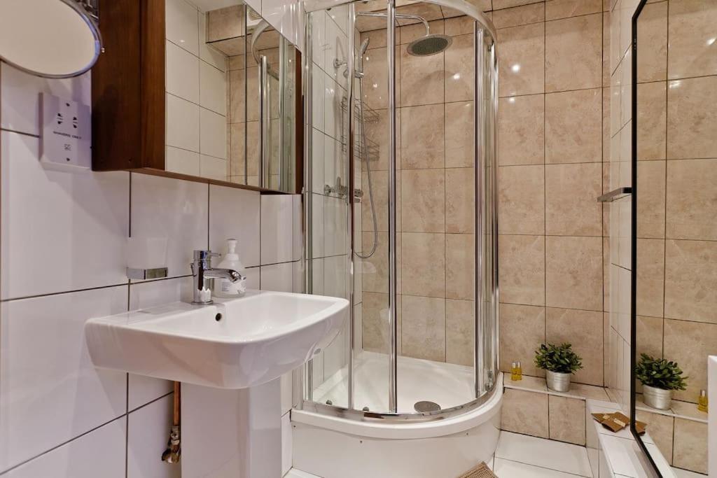 Whole House In Central Camden Town London Exterior photo